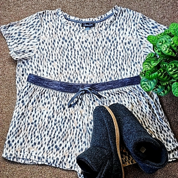 Reve' Rofe' Other - {2} Piece Pajama Set
